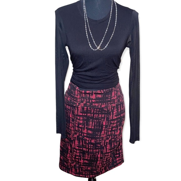 Forever21 plus size pencil skirt - Picture 2 of 9